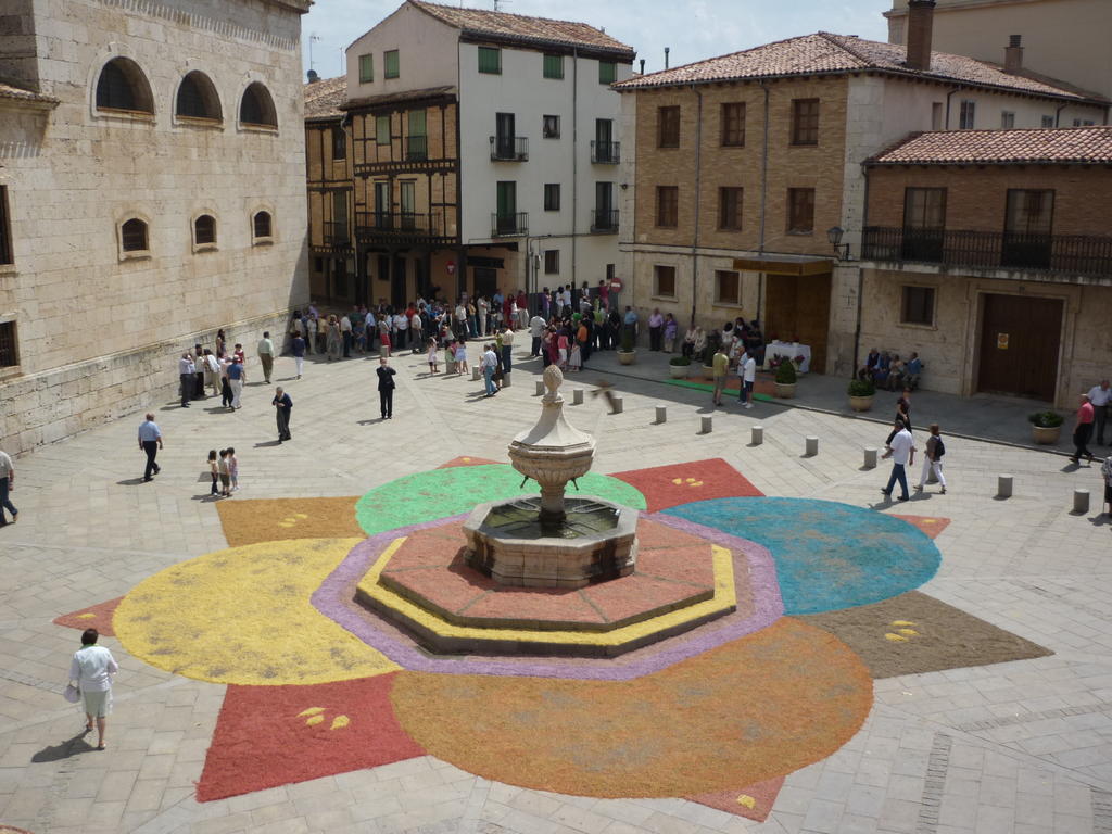 Appartamento El Balcon De La Catedral El Burgo De Osma Esterno foto